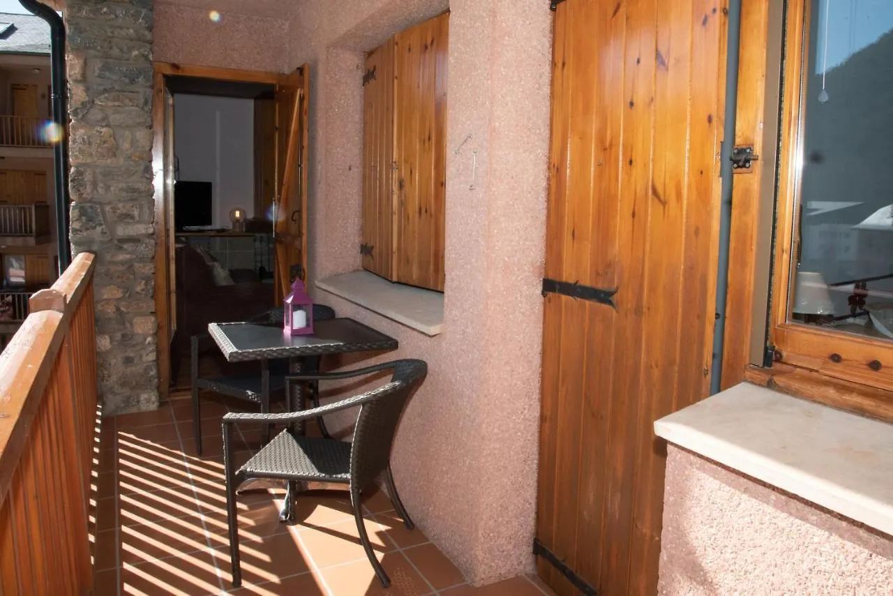 Apartamento Ca L'Anton Con Parking Rialp 0*,