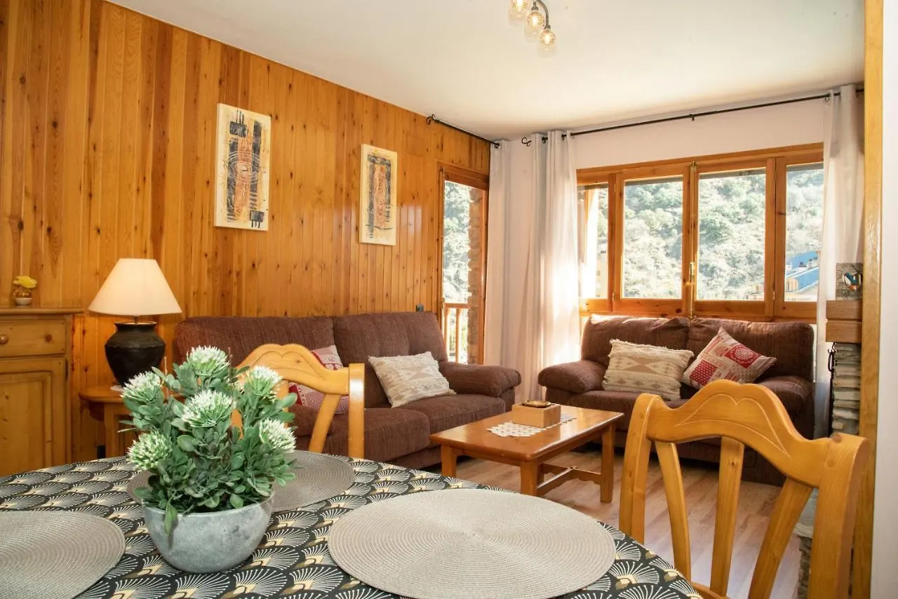 Apartamento Ca L'Anton Con Parking Rialp Apartment